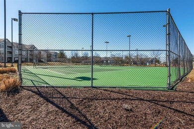 2408 Forest Edge Ct unit 304D, Odenton, MD 21113 - photo 5