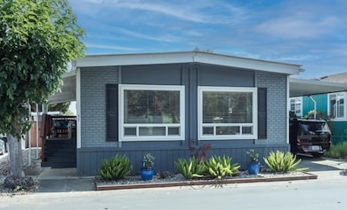 You don't need to compromise here, step inside and fall in love.