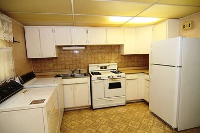 17815 Baker Ct, Country Club Hills, IL 60478 - photo 2