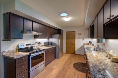 6371 Goose Lake Dr, Verona, WI 53593 - photo 7