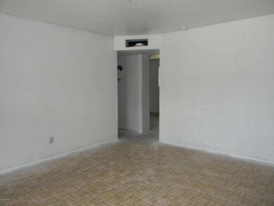 4148 W Monterey Way, Phoenix, AZ 85019 - photo 4