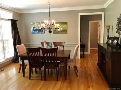 Large Dining Room....all hardwood to the left as y