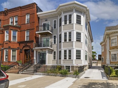 944 E Broadway unit 3, Boston, MA 02127 - photo 2