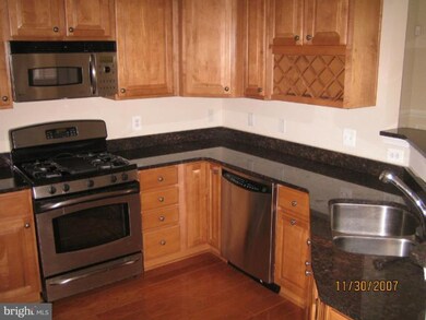 7119 Huntley Creek Place unit 47, Alexandria, VA 22306 - photo 3