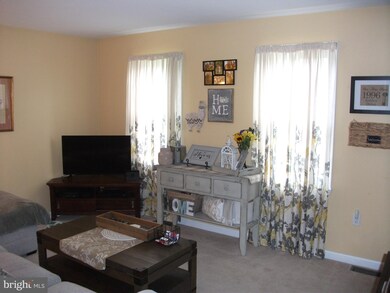 1996 Ashley Dr, Chambersburg, PA 17201 - photo 2