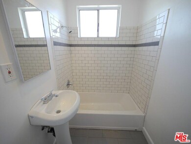 4832 W 17th St, Los Angeles, CA 90019 - photo 4
