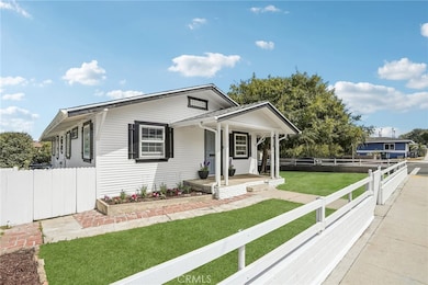 836 Loma Vista St, El Segundo, CA 90245 - photo 2