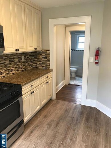 101 Hickory Ave unit A3, Bergenfield, NJ 07621 - photo 5