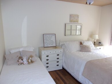 5294 Saddlebrook guest br