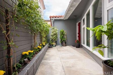 Lovely Courtyard Entry to Front Door