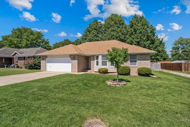 511 E Ozark Jubilee, Nixa, MO 65714 - photo 2