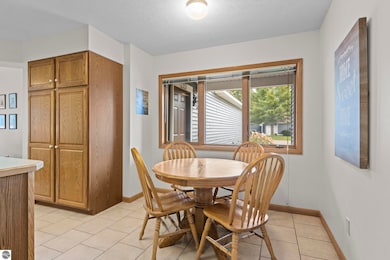 133 N Shore Dr W unit 10, Cadillac, MI 49601 - photo 6