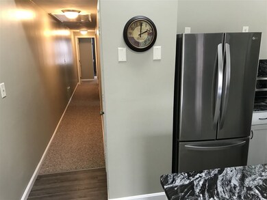 33 Plaza Village Rd unit D, Plymouth, NH 03264 - photo 3