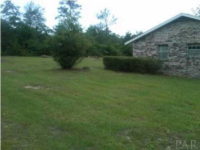 2521 Corral Dr, Cantonment, FL 32533 - photo 3