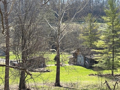 6033 Siemon Rd, Batesville, IN 47006 - photo 7