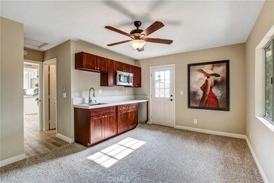 Mother-in-la quarters with kitchenette & additional entrance...