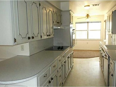 1801 N Oklahoma Ave, Shawnee, OK 74804 - photo 4