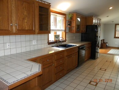 8 Garrison Rd unit 8A, Newburyport, MA 01950 - photo 4