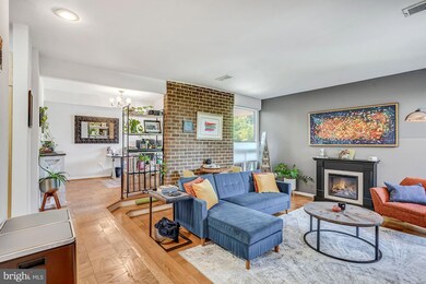 2115 Walsh View Terrace unit 302, Silver Spring, MD 20902 - photo 5