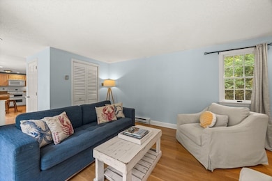 112 3rd St N, Edgartown, MA 02568 - photo 6