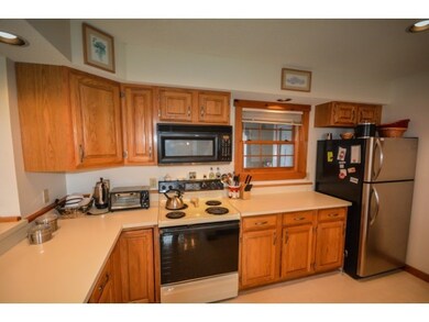 48 Greenspring Rd unit B, Dover, VT 05356 - photo 5