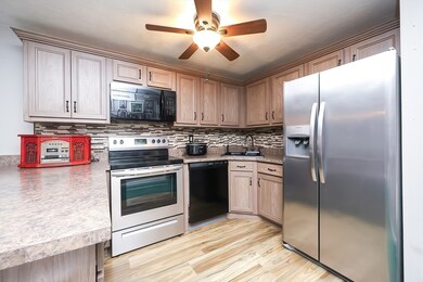 75 Huntoon St unit 4, Leicester, MA 01524 - photo 7