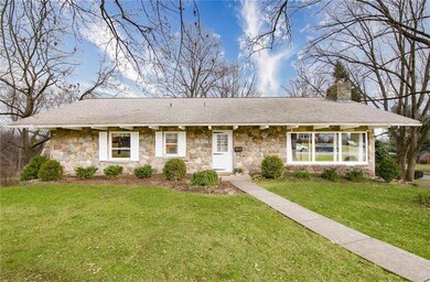 ~Beautiful stone ranch home~
