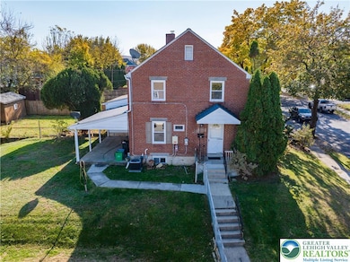 1604 Coronado St, Allentown, PA 18103 - photo 2