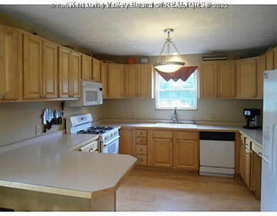 117 White Cedar Dr, Scott Depot, WV 25560 - photo 2