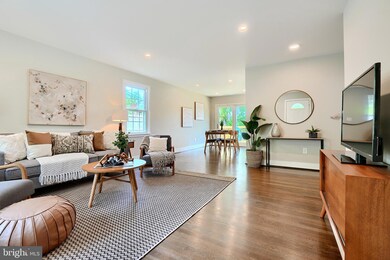 1004 Donington Cir, Towson, MD 21204 - photo 3