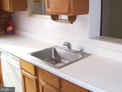 935 S Charles St unit C, Baltimore, MD 21230 - photo 4