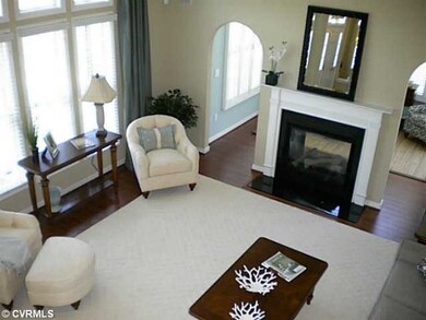 Den/Family/Great Room - Picture taken from similar