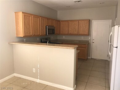 5861 Parrot Cove Ct, Las Vegas, NV 89139 - photo 4