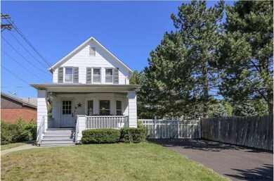 8 Sycaway Ave, Troy, NY 12180 - photo 4