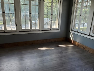 404 W 7th St, Auburn, IN 46706 - photo 7