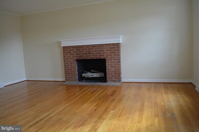 12805 Cathedral Ave, Hagerstown, MD 21742 - photo 5