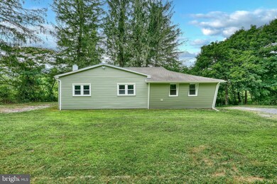 1121 Fishing Creek Valley Rd, Harrisburg, PA 17112 - photo 3