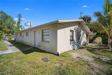 1706 Cypress Dr, Fort Myers, FL 33907 - photo 3