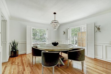 2136 Pelham Dr, Houston, TX 77019 - photo 5