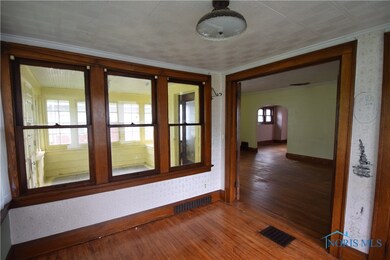 2115 Mellwood Ct, Toledo, OH 43613 - photo 6