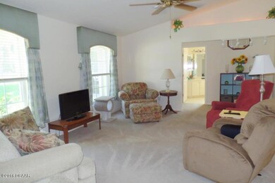 LIGHT & BRIGHT GREAT ROOM