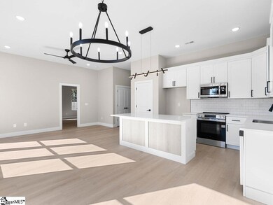 367 College St, Spartanburg, SC 29303 - photo 7