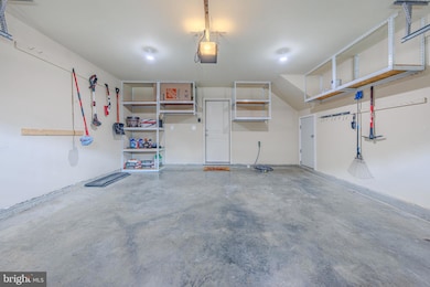 6672 Bartrams Forest Ln, Haymarket, VA 20169 - photo 3