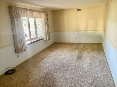 1045 Deer Run Ln, Slatington, PA 18080 - photo 5