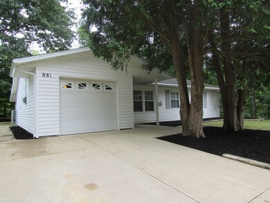 881 Brownwood Rd, Mansfield, OH 44907 - photo 4
