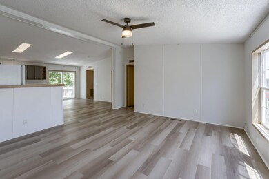 3607 John St, Council Bluffs, IA 51501 - photo 4