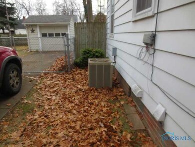 2647 Ivy Place, Toledo, OH 43613 - photo 3