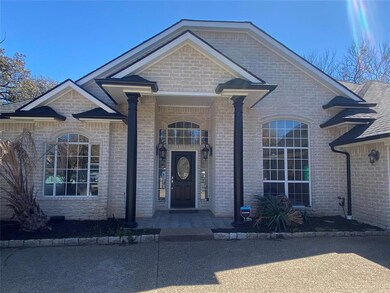 219 Granada Calle St, Granbury, TX 76049 - photo 2