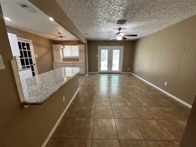 1014 Pilot Point Dr, Houston, TX 77038 - photo 3