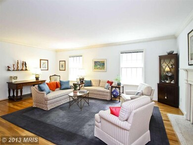 3540 Hamlet Place, Chevy Chase, MD 20815 - photo 4